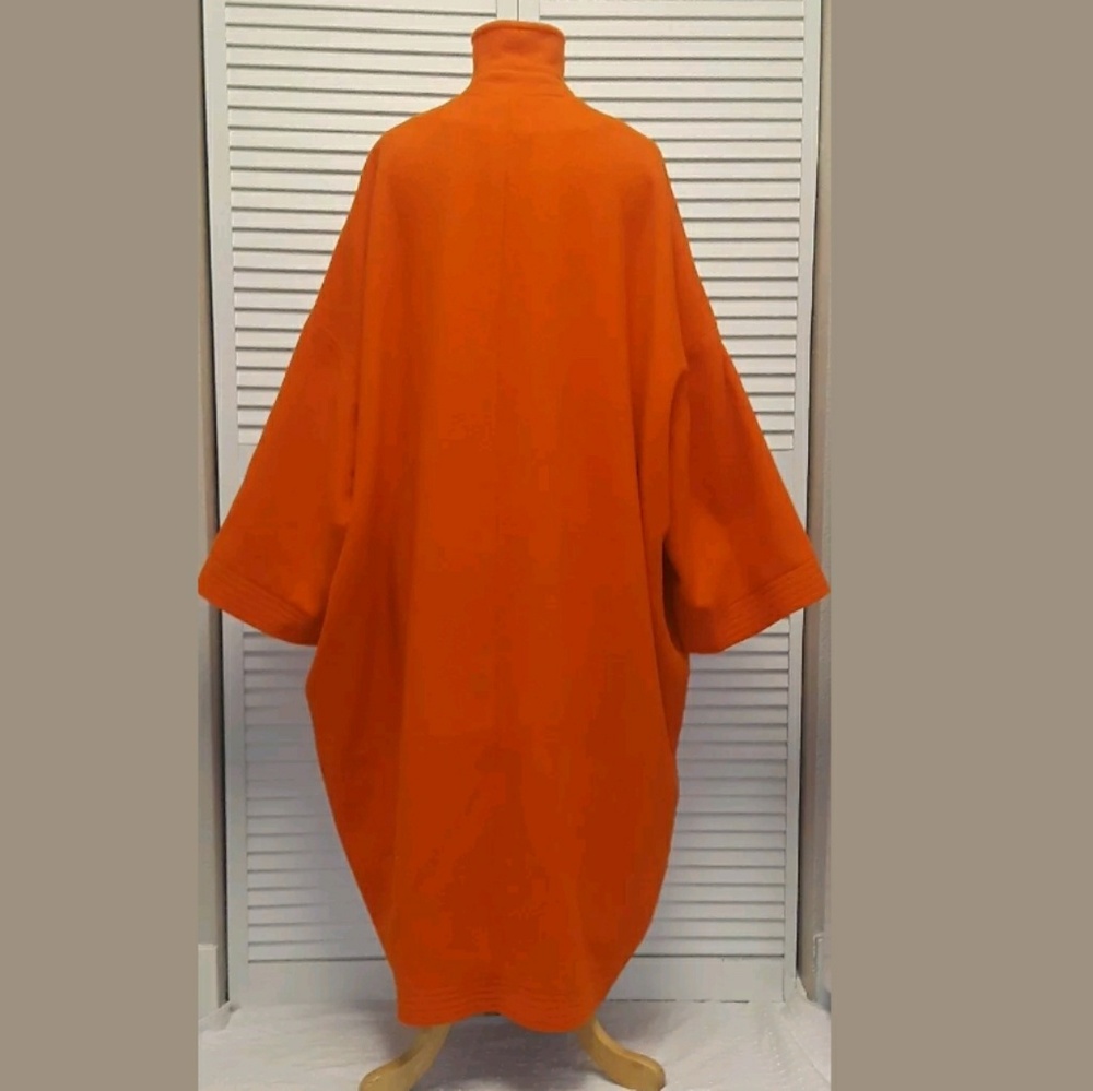 SOLD! {Isaac Mizrahi} Cocoon Cape Kimono Coat.OS - Picture 3 of 8